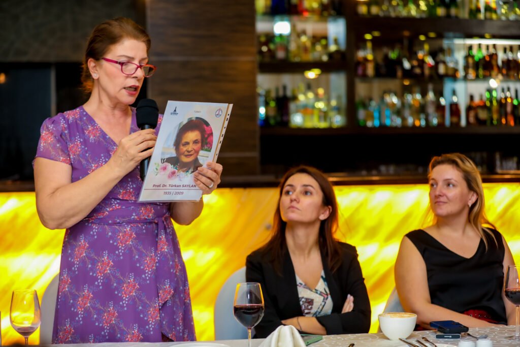 Saadet Caglin tells about the woman of her choice